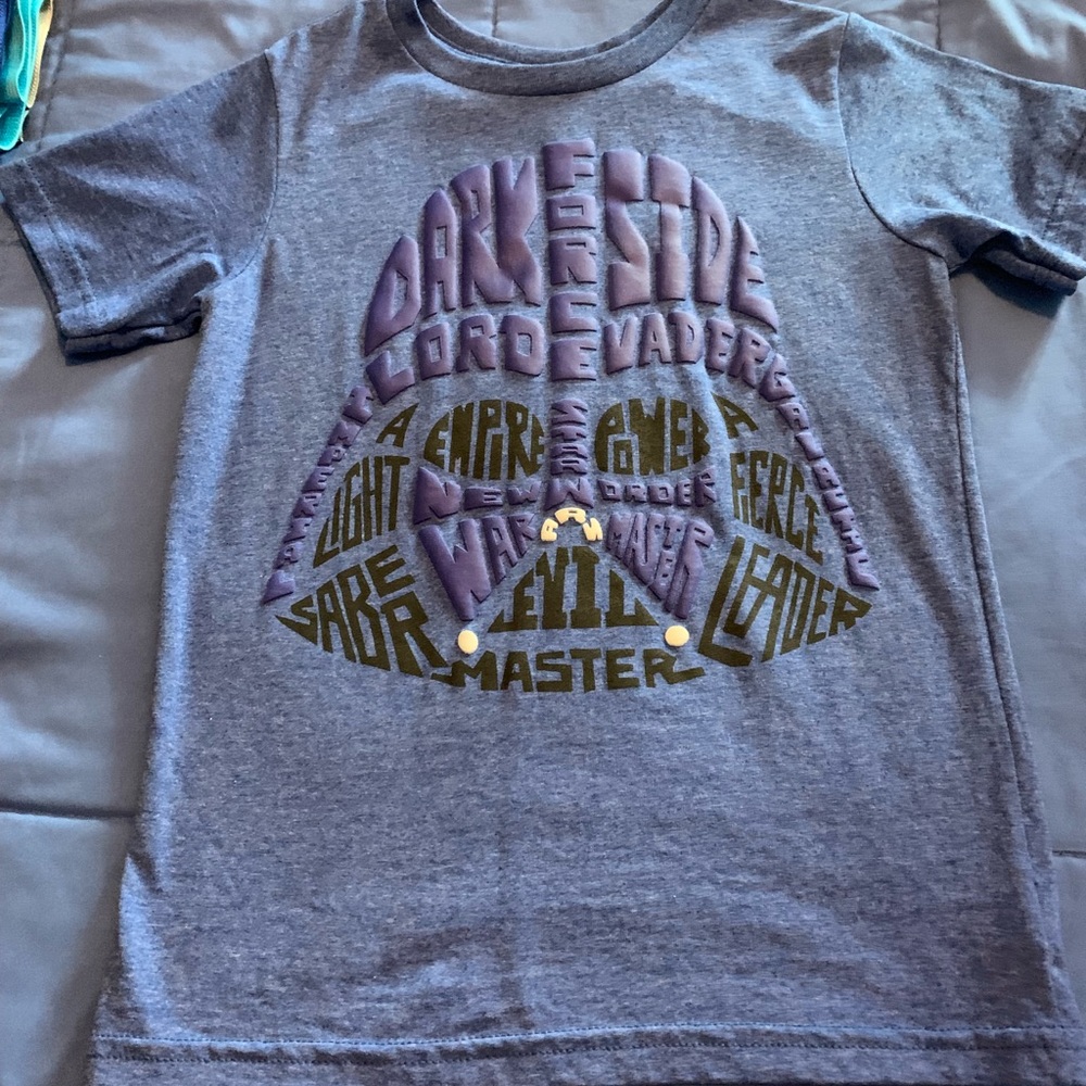 Boy’s Disney Star Wars shirt size 5/6